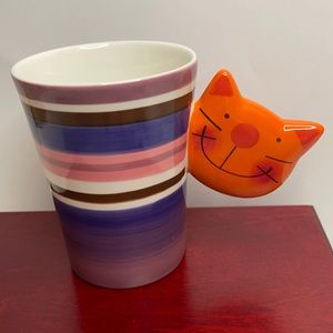 Striped cat handle mug